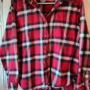 Wrangler Red Plaid Button Down Shirt